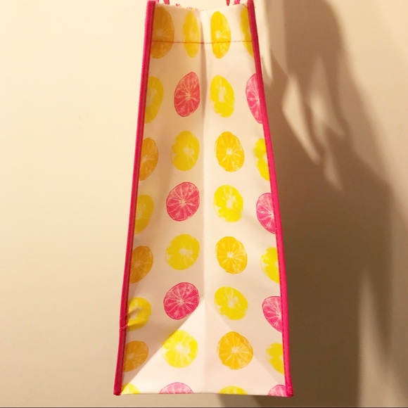 Lilly Pulitzer reusable tote bag. - Picture 3 of 5